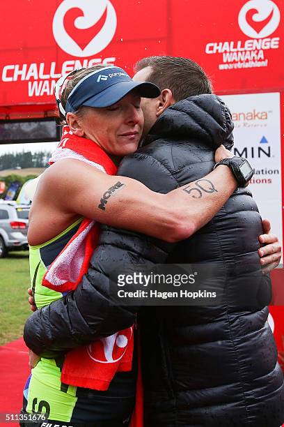 Second placegetter Laura Siddall of United Kingdom hugs Challenge Series CEO Felix Walchshofer during 2016 Challenge Wanaka on February 20, 2016 in...