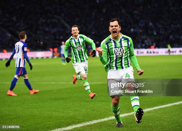 Marcel Schäfer of Wolfsburg celebrates scoring his goal during the Bundesliga match between Hertha BSC and VfL Wolfsburg at Olympiastadion on...