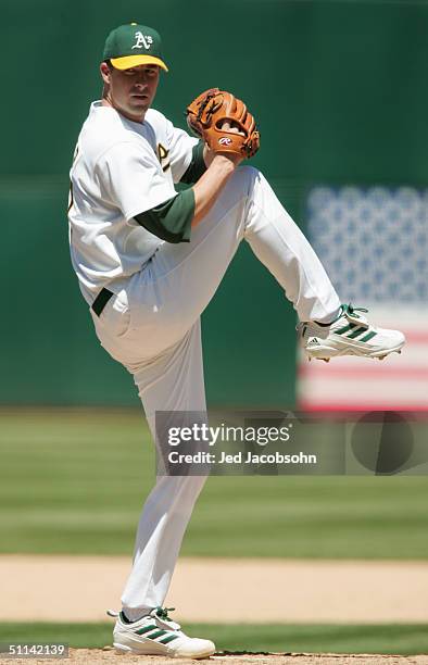 Mark Mulder of the Oakland Athletics pitches during the game against the Chicago White Sox at the Network Associates Coliseum on July 18, 2004 in...