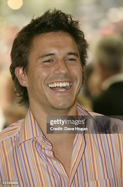 Actor Jeremy Edwards arrives at the UK Premiere of "I, Robot" at Odeon Leicester Square on August 4, 2004 in London.