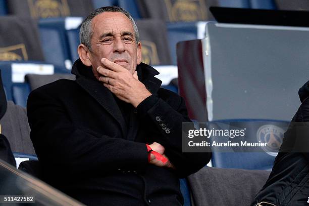 Thierry Ardisson attends the Ligue 1 game between Paris Saint-Germain and Stade de Reims at Parc des Princes on February 20, 2016 in Paris, France.