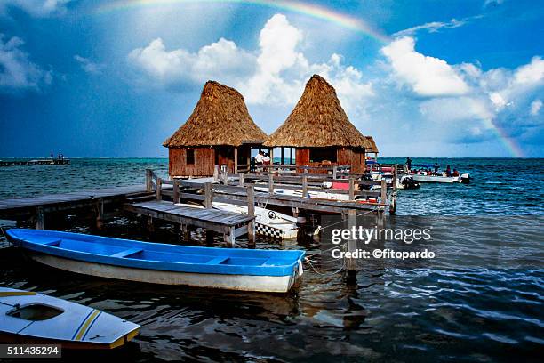 belize - san pedro photos et images de collection
