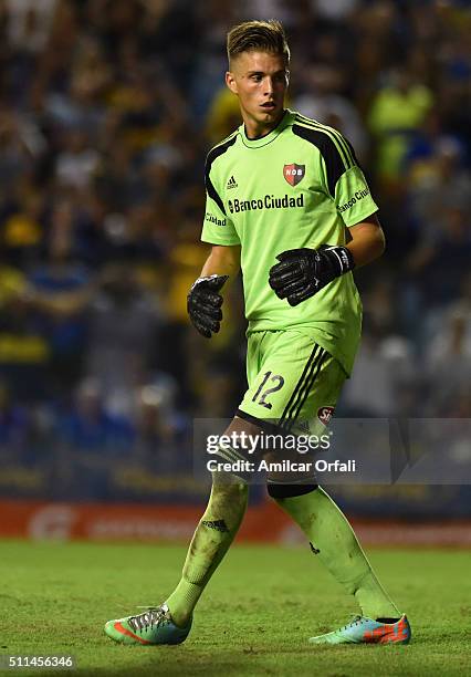 Luis Unsain goalkeeper of Newell's walks on the field during the 4th round match between Boca Juniors and Newell's Old Boys as part of the Torneo...