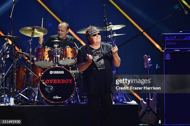 Musicians Matt Frenette and Mike Reno of Loverboy perform onstage during the first ever iHeart80s Party at The Forum on February 20, 2016 in...