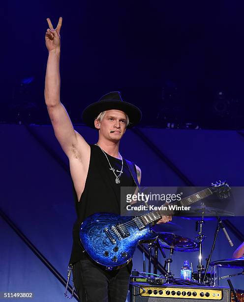 Recording artist Cody Simpson performs onstage during the first ever iHeart80s Party at The Forum on February 20, 2016 in Inglewood, California.