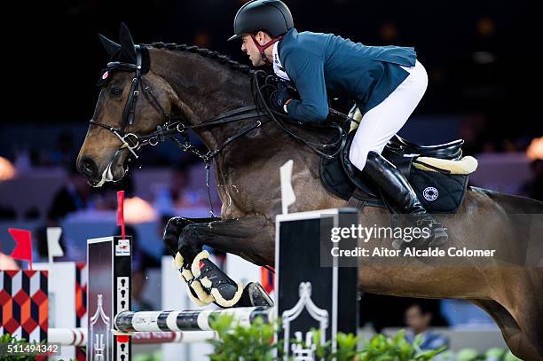 Dr. Simon Riding 31 Quinhon Stock Photos, High-Res Pictures, and Images - Getty Images