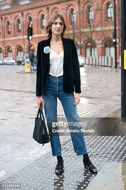 757 Alexa Chung Street Style Stock Photos, High-Res Pictures, and Images -  Getty Images