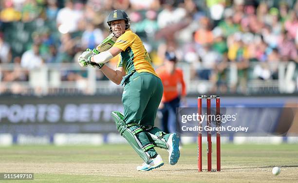 South Africa captain AB de Villiers bats during the 2nd KFC T20 International match between South Africa and England at Bidvest Wanderers Stadium on...