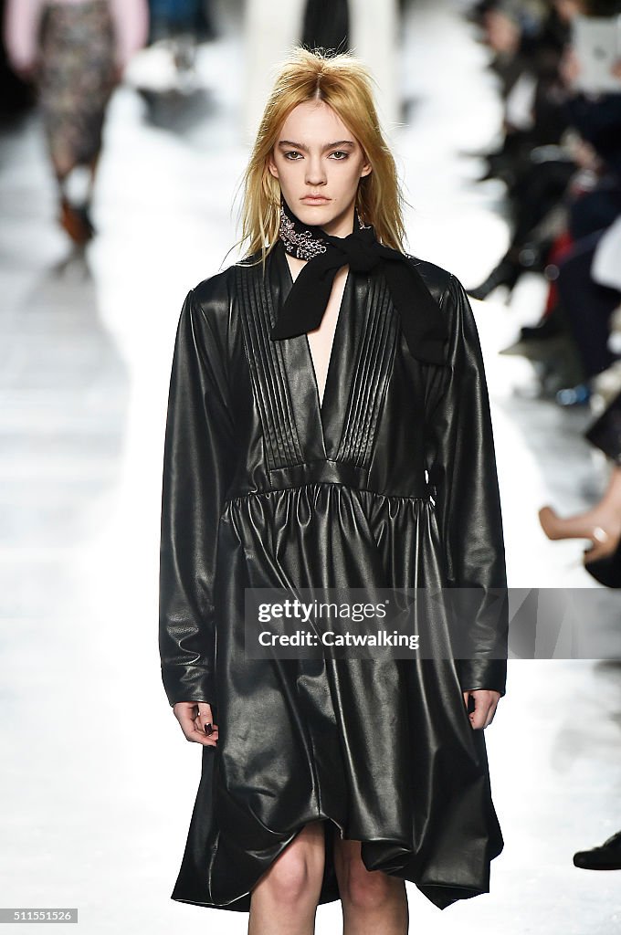 Preen by Thornton Bregazzi - Runway RTW - Fall 2016 - London Fashion Week