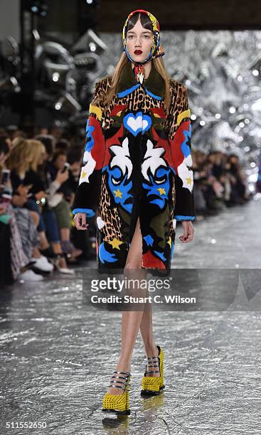 Models walk the runway at the Mary Katrantzou show during London Fashion Week Autumn/Winter 2016/17 at Central Saint Martins on February 21, 2016 in...