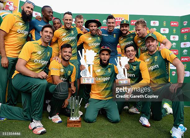 South Africa celebrate winning the KFC T20 International series between South Africa and England at Bidvest Wanderers Stadium on February 21, 2016 in...