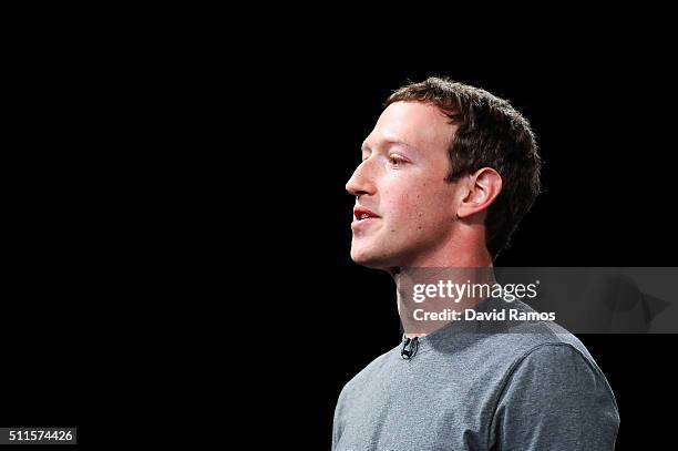 Founder and CEO of Facebook Mark Zuckerber gives his speach during the presentation of the new Samsung Galaxy S7 and Samsung Galaxy S7 edge on...