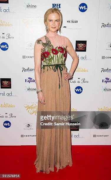 Nicole Kidman arrives for the WhatsOnStage Awards at Prince Of Wales Theatre on February 21, 2016 in London, England.