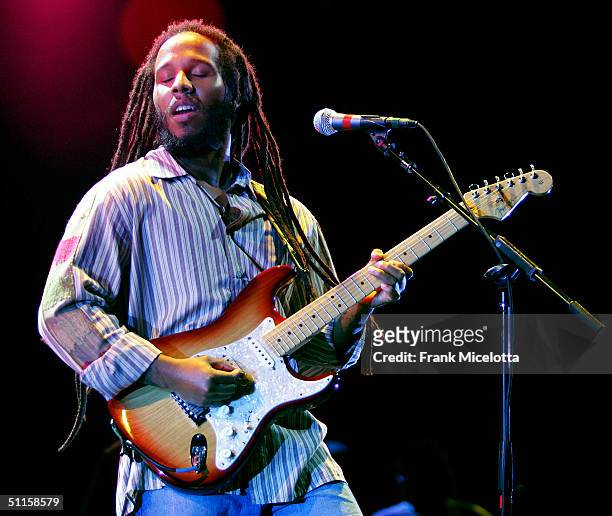 Ziggy Marley son of Bob Marley, performs onstage at the "Roots, Rock, Reggae Tour 2004" at Prospect Park August 10, 2004 in New York City.