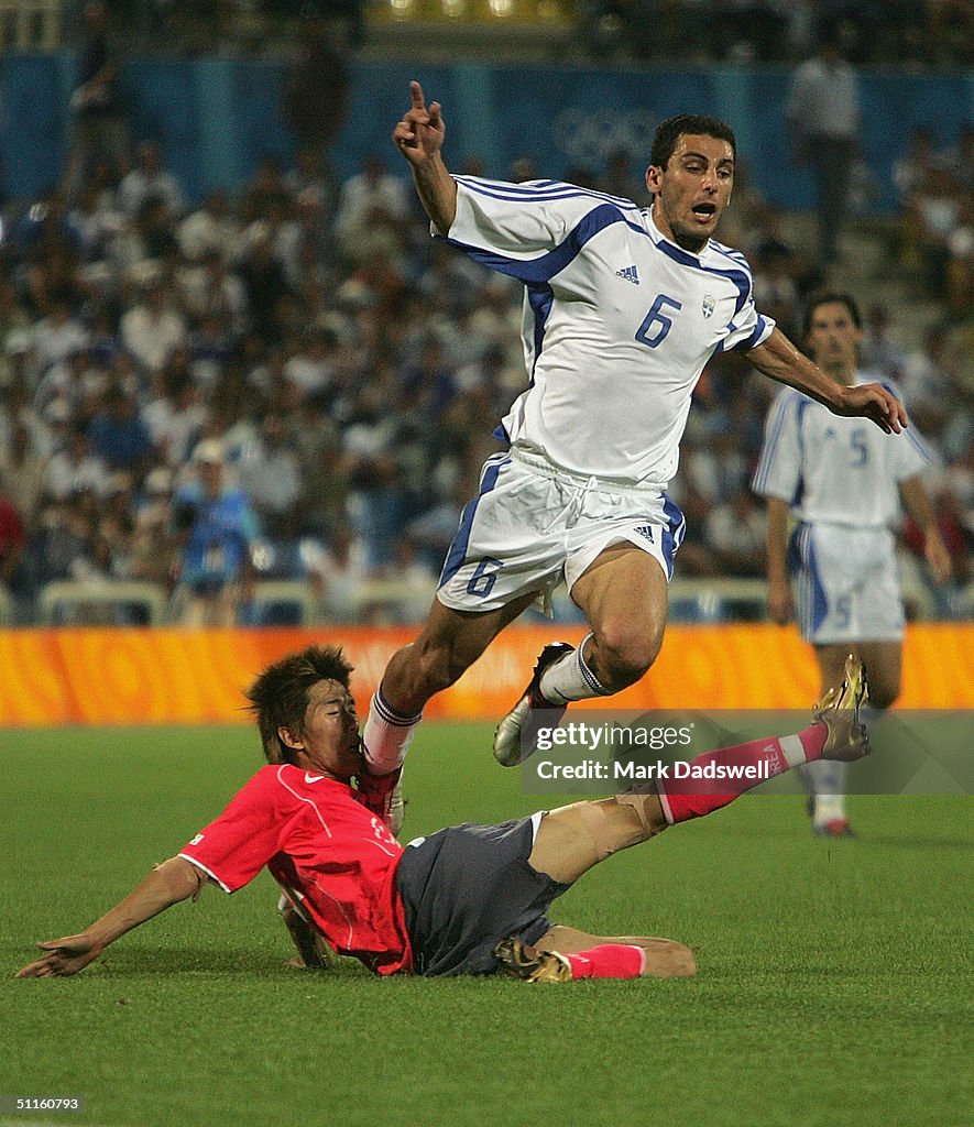 Mens Football Prelims GREECE v KOREA