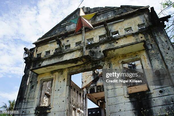 remnants of the vietnam war - zona desmilitarizada imagens e fotografias de stock