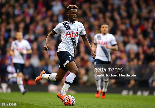 Joshua Onomah of Tottenham Hotspur in action during The Emirates FA Cup Fifth Round match between Tottenham Hotspur and Crystal Palace at White Hart...