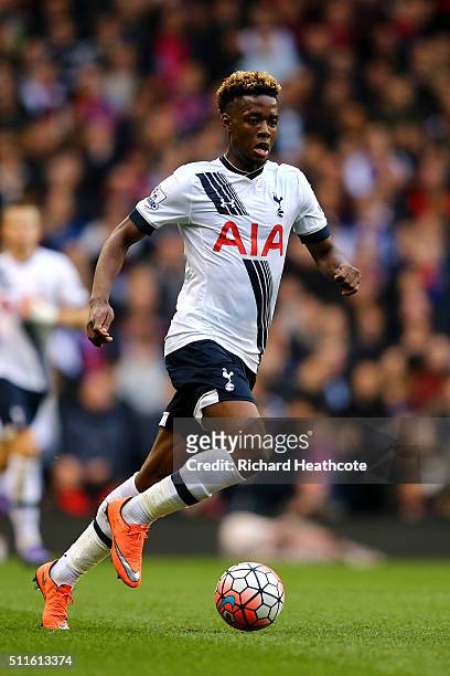 Joshua Onomah of Tottenham Hotspur in action during The Emirates FA Cup Fifth Round match between Tottenham Hotspur and Crystal Palace at White Hart...