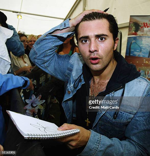 Darius Danesh is seen backstage at the "IKEA Bristol International Balloon Fiesta Concert" launching the 26th annual and largest balloon fiesta...