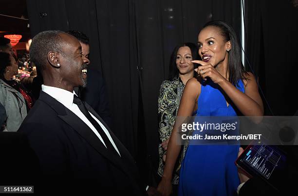 Actors Don Cheadle and Kerry Washington backstage at the 2016 ABFF Awards: A Celebration Of Hollywood at The Beverly Hilton Hotel on February 21,...
