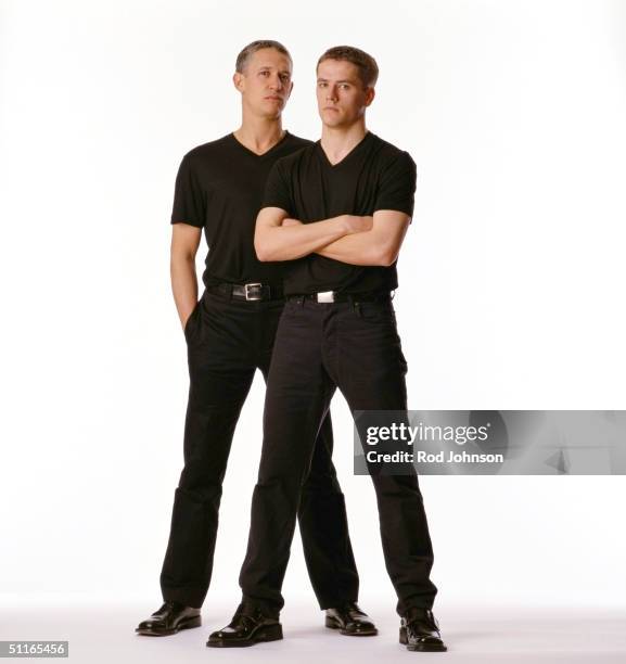 Ex footballer and TV presenter Gary Lineker and footballer Michael Owen pose at a studio session on June 01, 1998 in London.