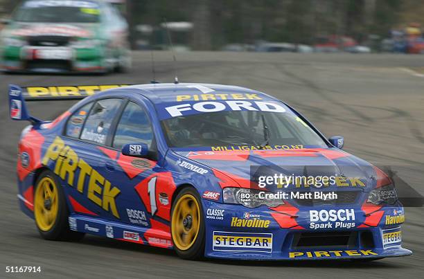 Pertek Racing Team 274 Pirtek Racing Team Stock Photos, High-Res Pictures, and Images ...