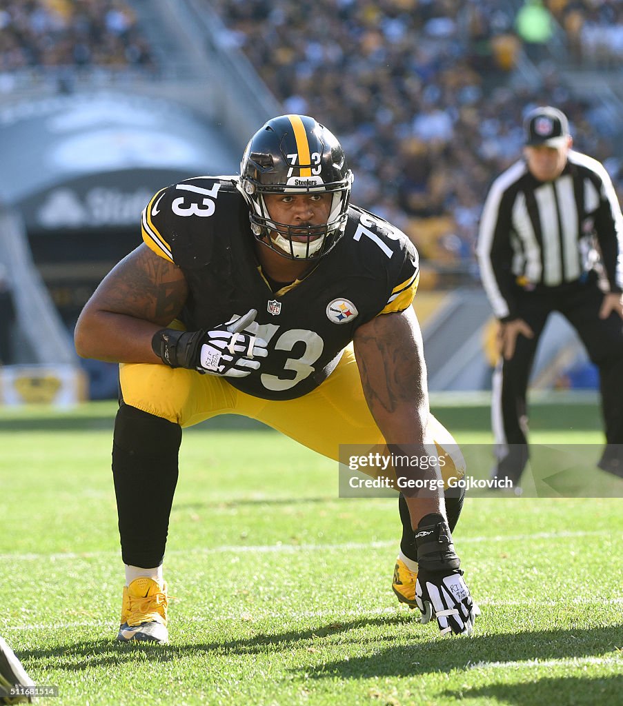 Oakland Raiders v Pittsburgh Steelers