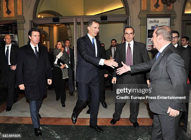 Jose Manuel Soria and King Felipe VI of Spain attend Mobile World Congress Official Dinner Inuguration at The Gran Teatre del Liceu on February 21,...