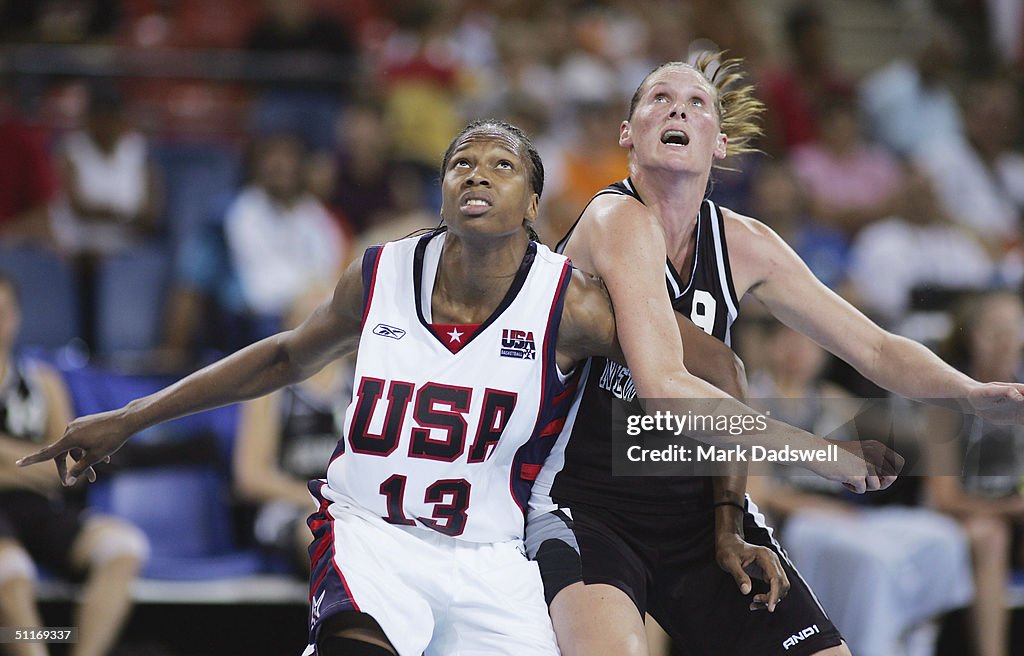 Women's Baketball Preliminaries USA v NZL