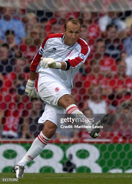 Mark Schwarzer of Middlesbrough in action during the Barclays Premiership match between Middlesbrough and Newcastle United at the Riverside Stadium...