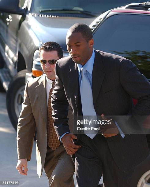 Los Angeles Lakers star Kobe Bryant arrives at the Eagle County Justice Center August 16, 2004 for the last day of hearings before the August 27...