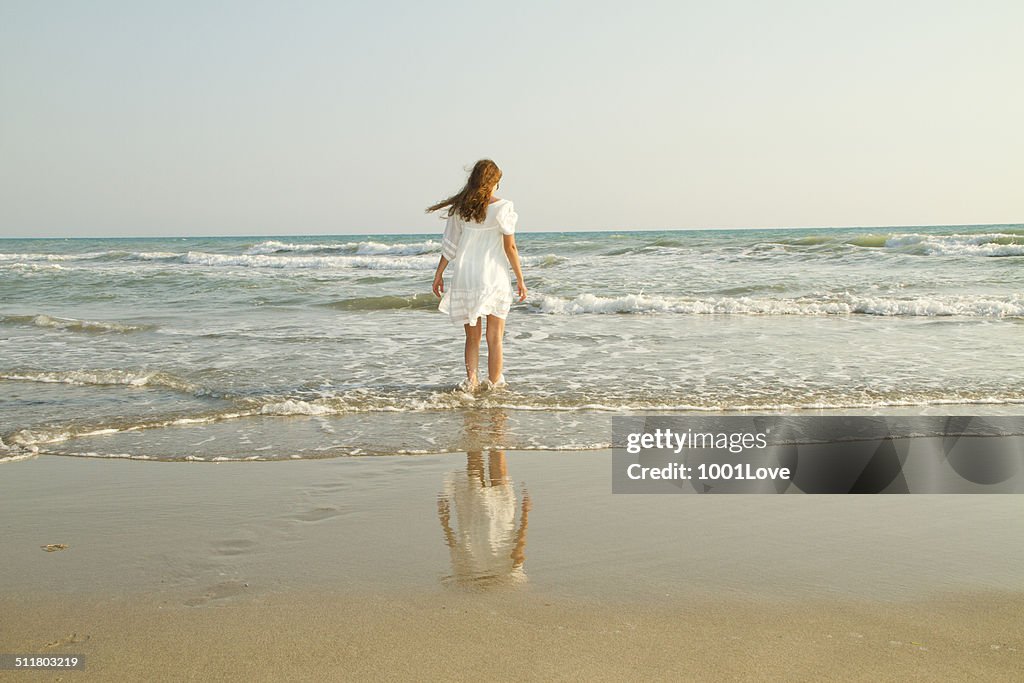 ELEGÂNCIA no mar de manhã