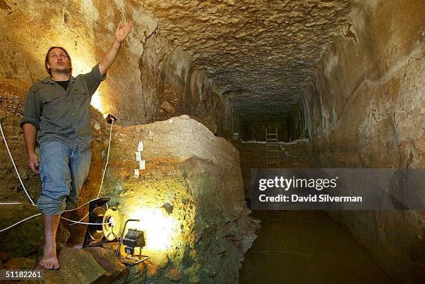 John Rafi 24 Rafi Lewis Photos & High Res Pictures - Getty Images