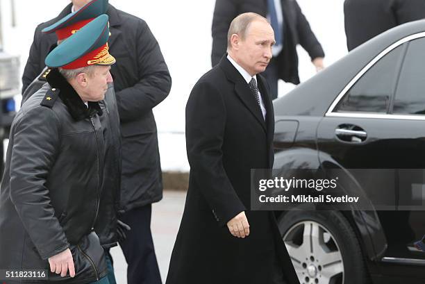 Russian President Vladimir Putin attends a wreath laying ceremony at the Unknown Soldier Tomb in front of the Kremlin on February 23, 2016 in Moscow,...