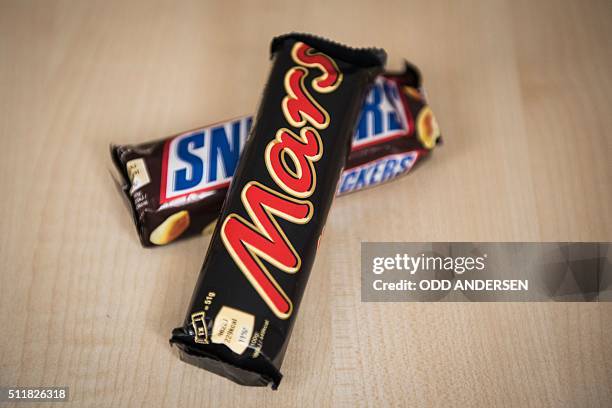 Mars and a Snickers bar can be seen in Berlin on February 23, 2016. "All sweets of the brand Mars and Snickers with a best before date from June 19,...