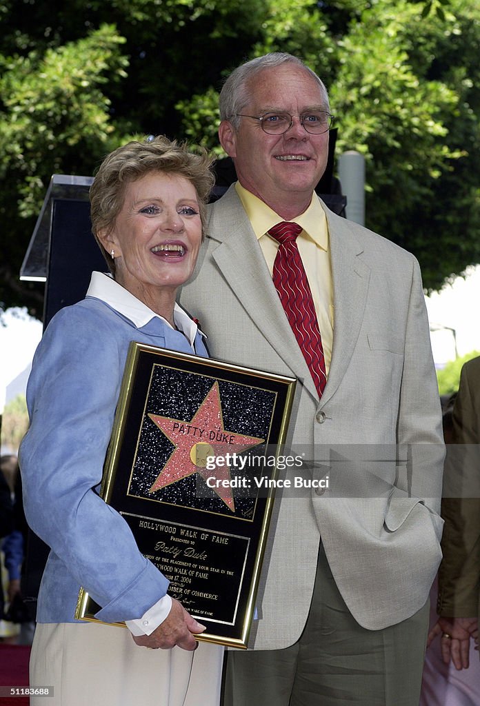 Patty Duke Gets Star On Walk Of Fame
