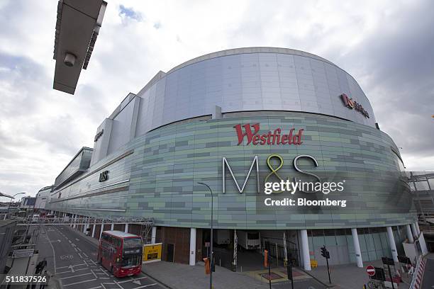 26 Retail At Westfield Corp S London Shopping Centre Ahead Of Results Stock  Photos, High-Res Pictures, and Images - Getty Images