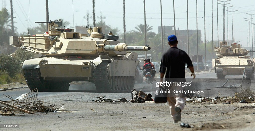 US Cavalry Under Fire In Sadr