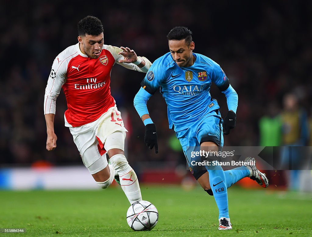 Arsenal FC v FC Barcelona - UEFA Champions League Round of 16: First Leg