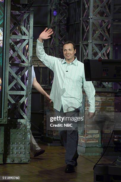 Episode 2914 -- Pictured: Director Bobby Farrelly arrives on April 15, 2005 --