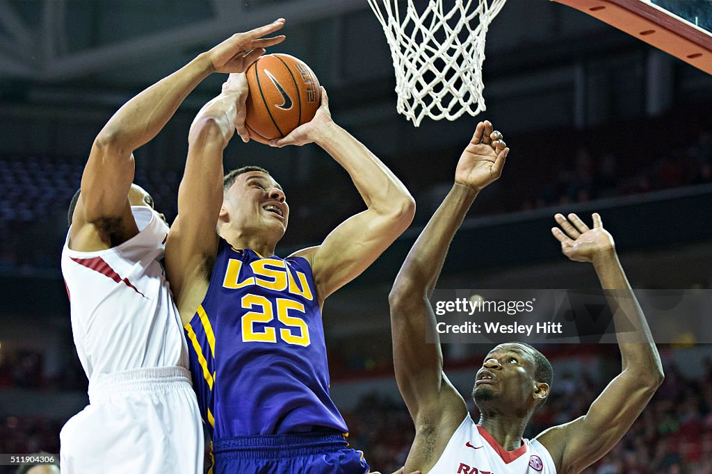 LSU v Arkansas