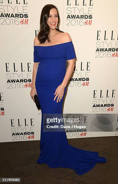 Liv Tyler, winner of TV actress of the year, poses in the winners room at The Elle Style Awards 2016 at tate britain on February 23, 2016 in London,...