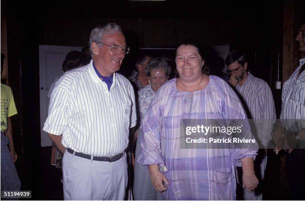 Australian writer Colleen McCullough and former Labor Party Leader Bill Hayden in Sudney. .