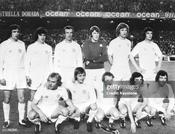 Leeds United line up for a team photograph before the semi-final of the European Cup against Barcelona, 29th April 1975. From left to right, back...