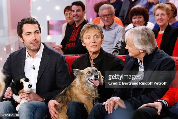Humorist Ben and his "Dog", Patrick Loiseau, the Dog Chance and Dave attend the 'Vivement Dimanche' French TV Show at Pavillon Gabriel on February...