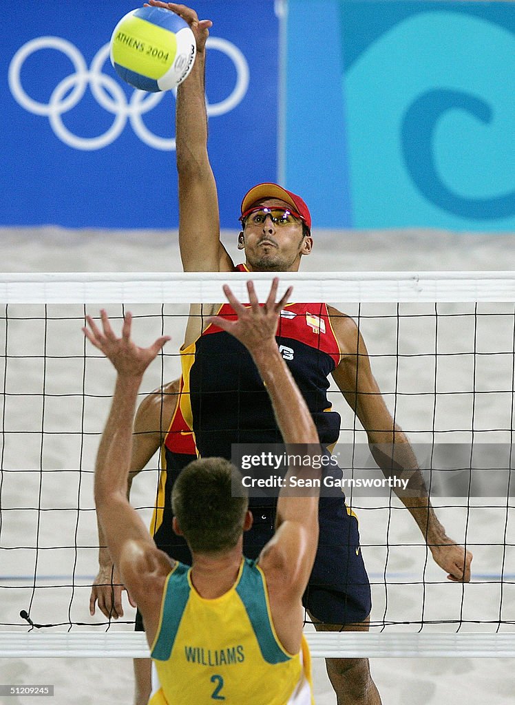 Mens Beach Volleyball Semis - ESP v AUS