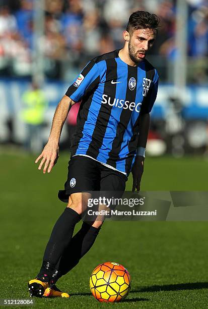 Marco D Alessandro of Atalanta BC in action during the Serie A match between Atalanta BC and ACF Fiorentina at Stadio Atleti Azzurri d'Italia on...