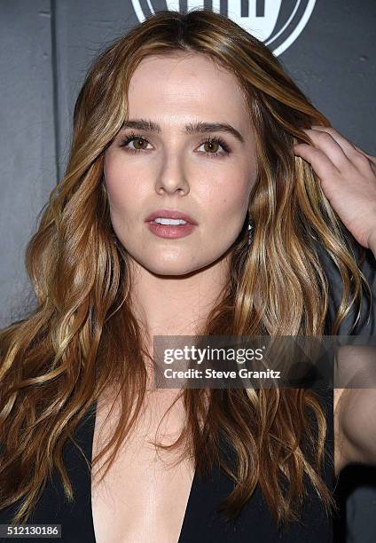 Zoey Deutch arrives at the Vanity Fair And FIAT Toast To "Young Hollywood" at Chateau Marmont on February 23, 2016 in Los Angeles, California.