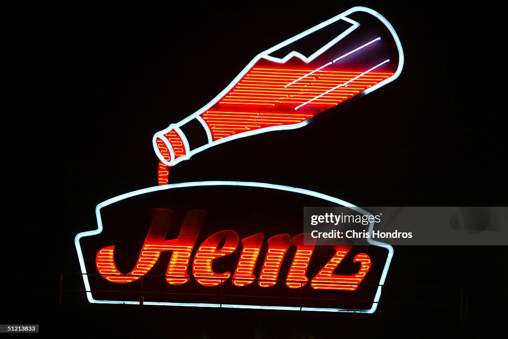 Heinz Quarterly Profits Decline As Sales Climb