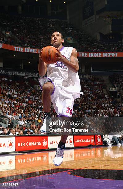 Dahntay Jones of the Memphis Grizzlies shoots a layup during the Vince Carter All Star Charity Game at the Air Canada Centre in Toronto, Canada on...